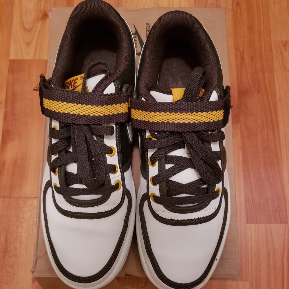 Nike Vandel